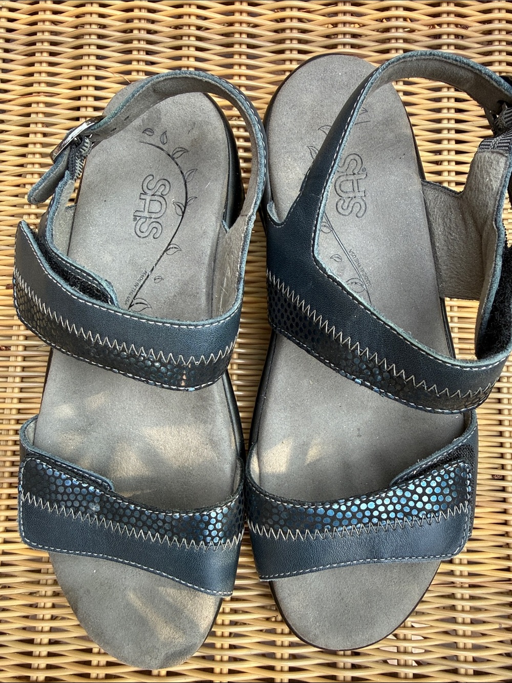 SAS Women's Navy Strappy Comfort Sandals with Subtle Blue Sheen, size 7 1/2M